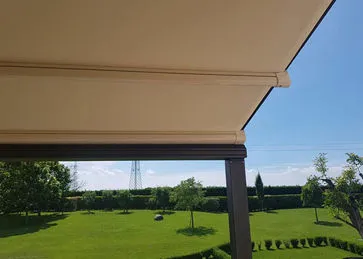 Climatizzatori e tendaggi