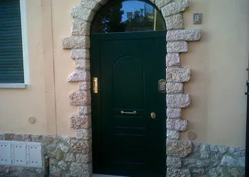 Serramenti, porte blindate, tapparelle